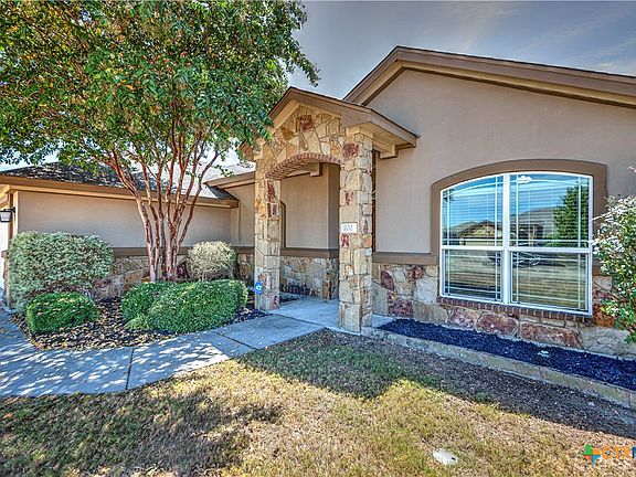 4th image of 702 Cosper Creek Dr