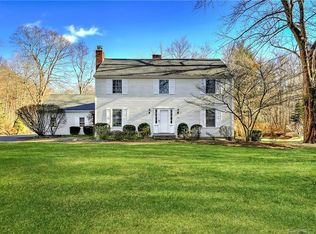 243 West Ln, Ridgefield, CT 06877