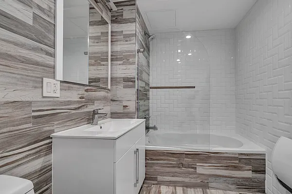 Rented by Corcoran | media 27