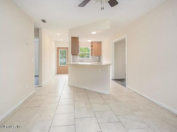 2nd image of 7367 John F Kennedy Dr E