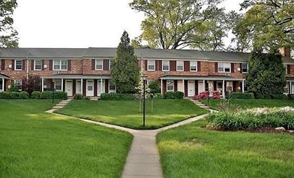 4th image of 155 Talbott St