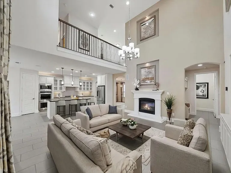 2805 Walnut Creek Ln — Photo 11