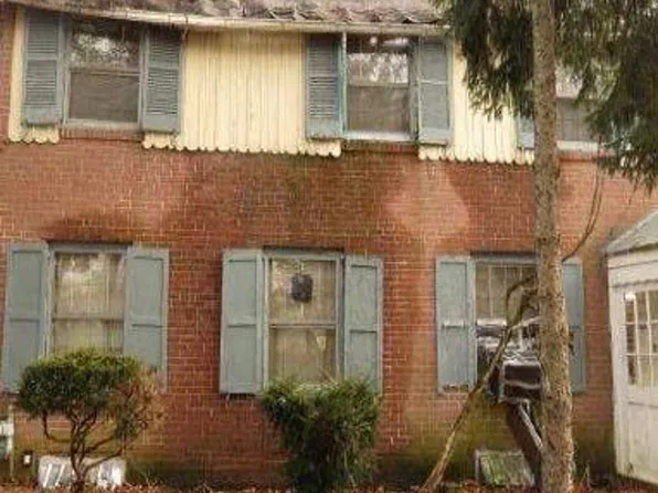 3000 Joshua Rd, Lafayette Hill, PA 19444