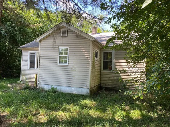 2338 Burr St, Gary, IN 46406