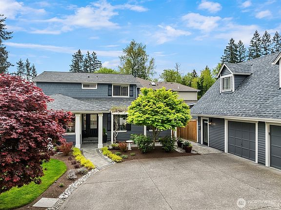 2nd image of 1617 216th Avenue NE