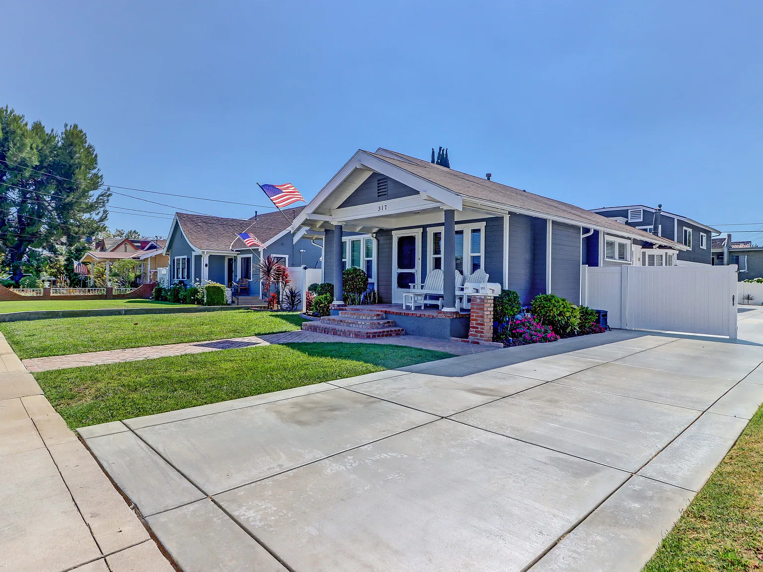 319 S Madrona Ave — Photo 1