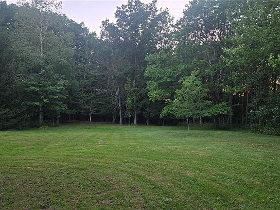4th image of 6194 Chestnut Ridge Rd #1