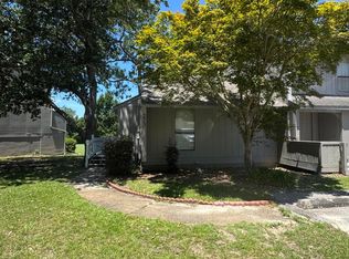 223 Highpoint Dr, Diamondhead, MS 39525