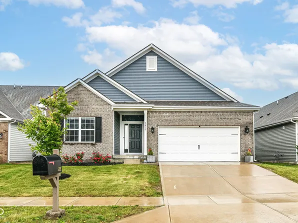 5439 Maywood Dr, Whitestown, IN 46075