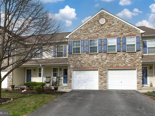 19 Harvest Mill Ln, Palmyra, PA 17078