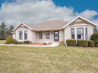 7530 Joy Ln, Roscoe, IL