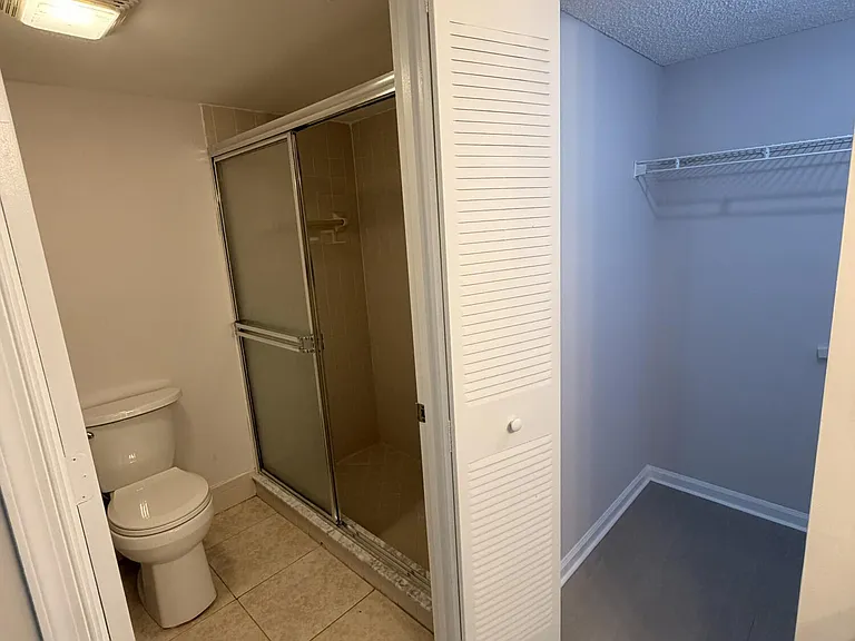 301 Norwood Ter #128 — Photo 16
