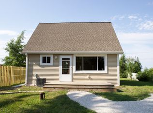 32826 Robers St, Burlington, WI 53105