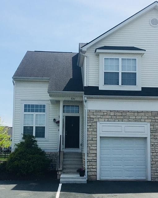 1st image of 8261 Deering Oaks Dr