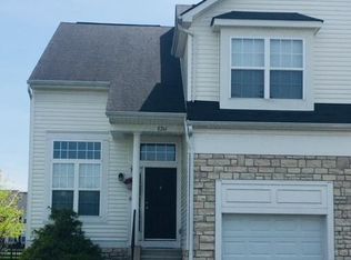 8261 Deering Oaks Dr, Blacklick, OH 43004