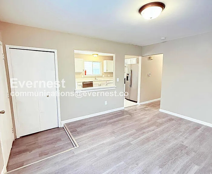 23569 Stewart Ave — Photo 5