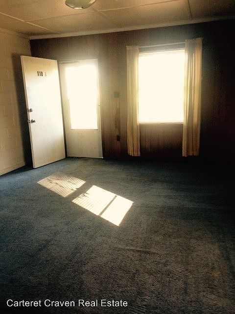 2nd image of 110 Wynne Rd APT B