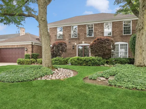 3805 Brett Ln, Glenview, IL 60026