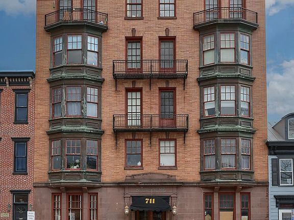2nd image of 711 N 2nd St #2
