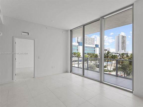 5th image of 1400 Biscayne Blvd #308