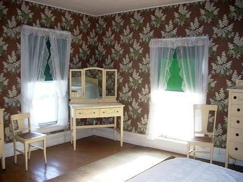 5th image of 311 Lake St