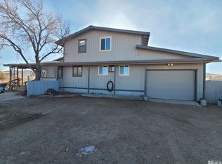 350 Break A Heart Rd, Stagecoach, NV 89429