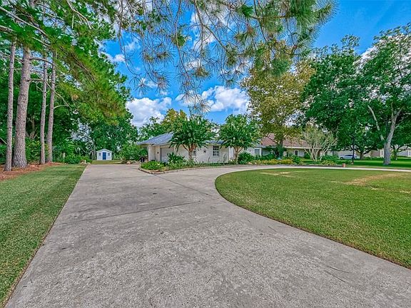5th image of 5107 Diamond Springs Dr