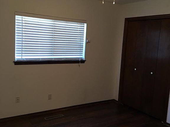 3rd image of 1548 Monte Largo Dr NE