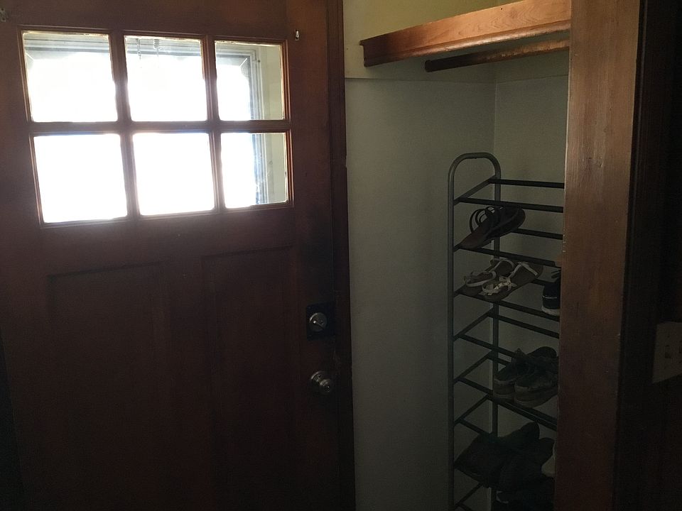 1st image of 18 S Basswood Ave