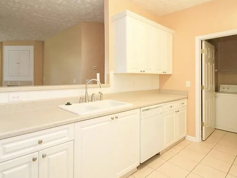 653 Brandermill Rd #103 — Photo 14