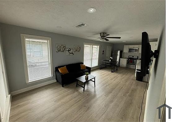 1st image of 6835 Avenue Q #1