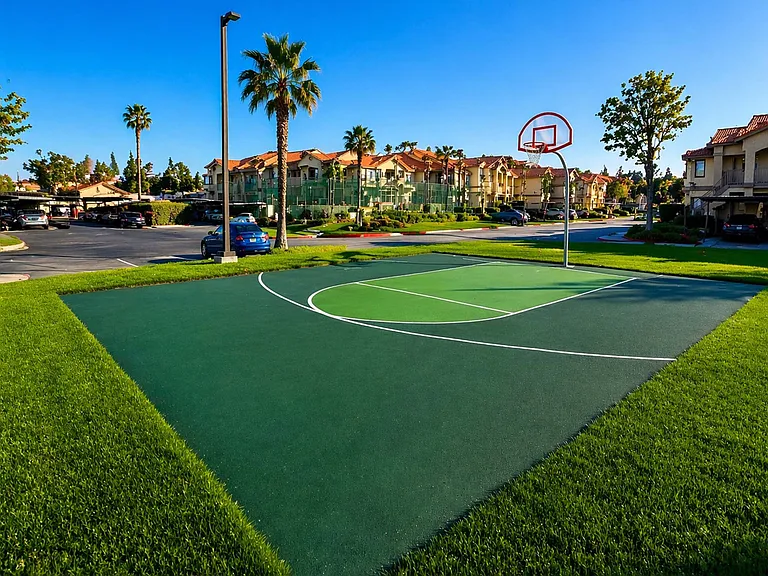 Club Pacifica Apartment Homes — Photo 15