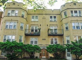 6325 N Rockwell St APT 3S, Chicago, IL 60659