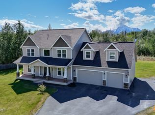 10588 E Nighthawk Cir, Palmer, AK 99645