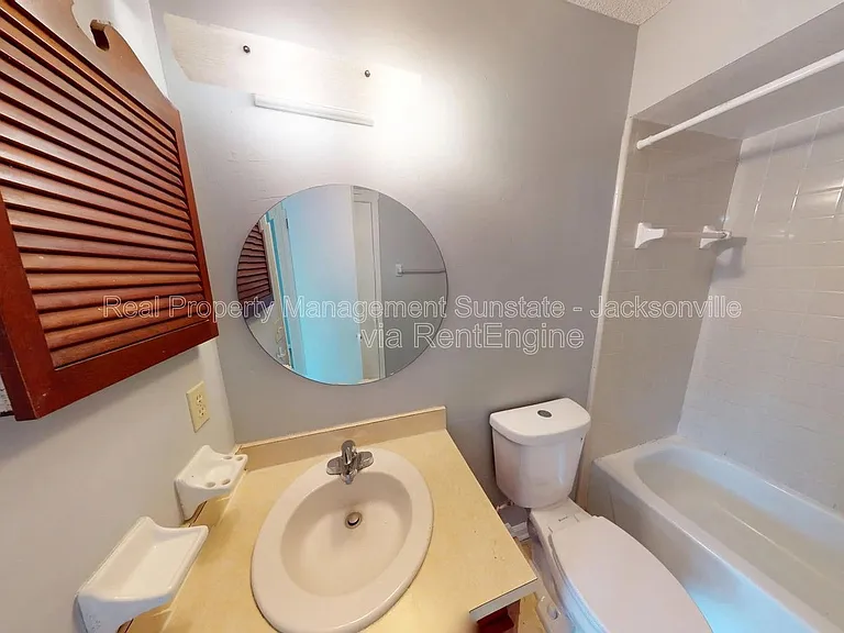 11256 Windtree Dr E — Photo 15