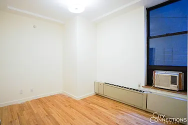 Rented by City Connections Realty