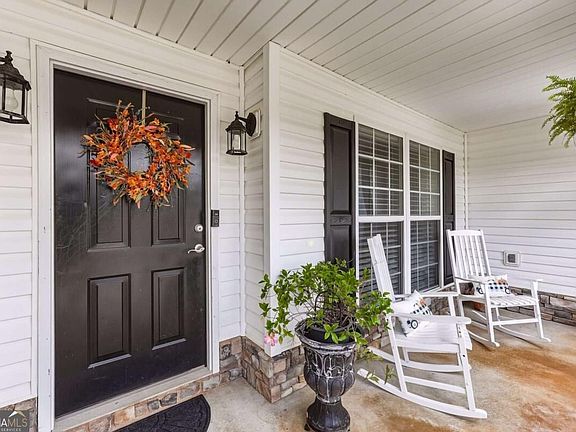 5th image of 323 Tallassee Ln