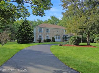38 Regency Way, Manalapan, NJ 07726