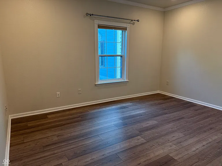 12820 University Cres #2C — Photo 13