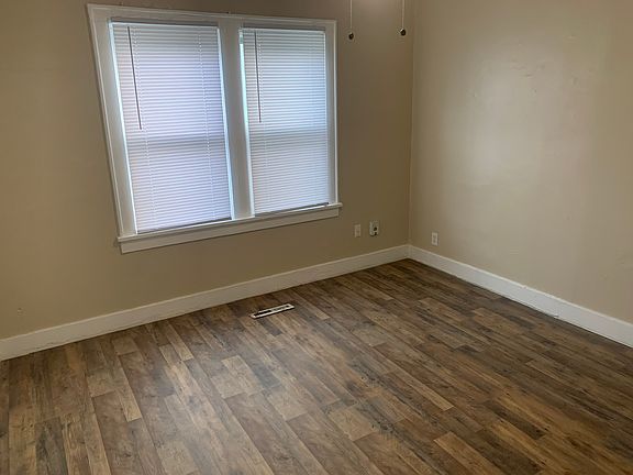 2nd image of 1332 N Lorraine Ave