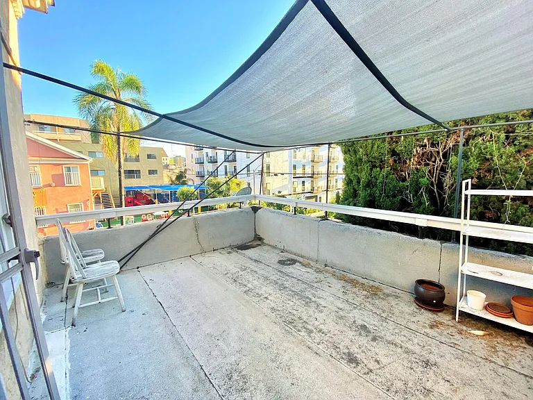 361 S Berendo St — Photo 19