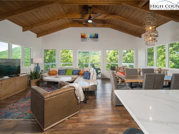 619 Mountain Glen Drive, Newland, NC 28657