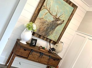 2555 Knob Creek Rd, Columbia, TN 38401