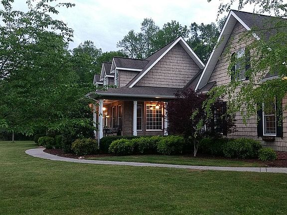 5th image of 1156 Old Ringgold Rd
