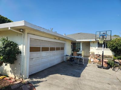 1170 Victoria St, Hollister, CA, 95023