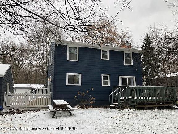 3rd image of 2697 Linden St