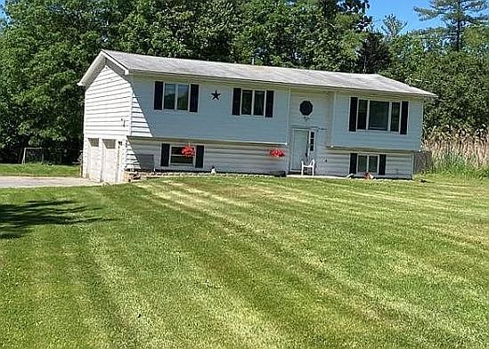 1st image of 167 Dubois St