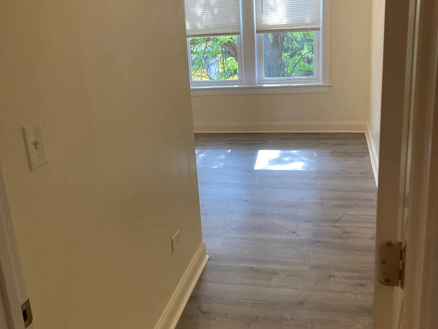 2 bed, 1.0 bath, $995 — Photo 4