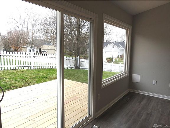 4th image of 1 Gaynor Ct