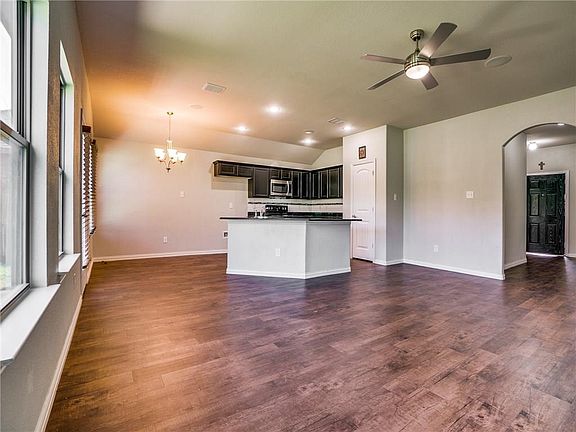 4th image of 9807 Jennie Lee Ln